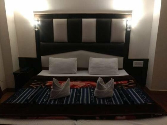 Hotel Laljee - Photo4