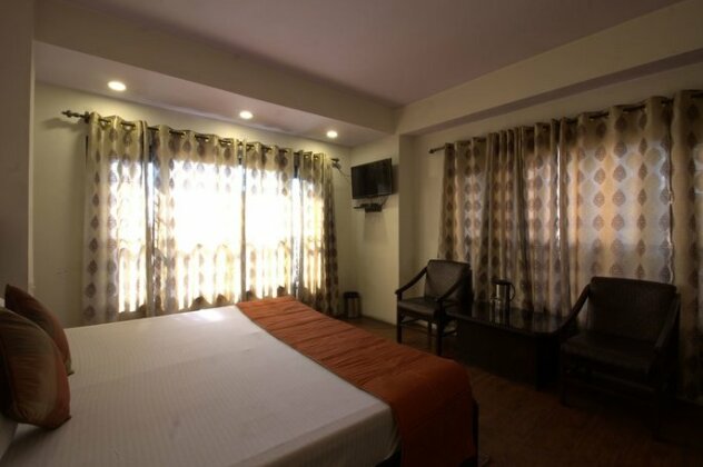 Hotel Mahamaya Shimla - Photo2