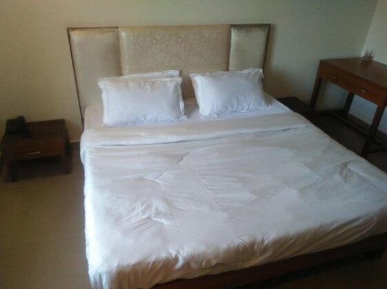 Hotel Mid Town Shimla - Photo3