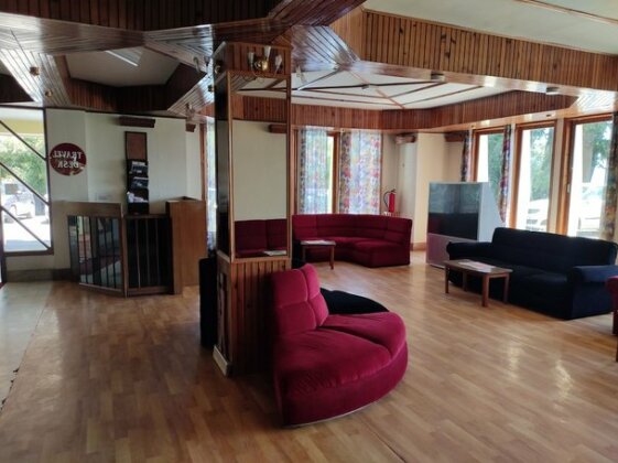 Hotel Pineview Shimla - Photo3