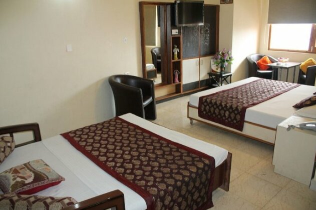Hotel Prestige Shimla - Photo2