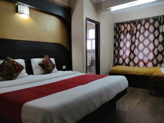 Hotel Sidharth Regency - Photo4