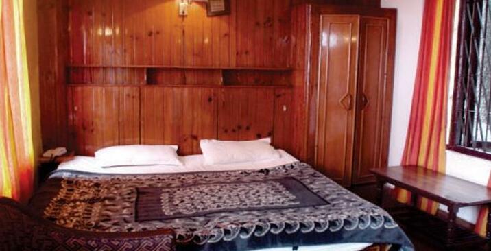Hotel Woodland Shimla - Photo4