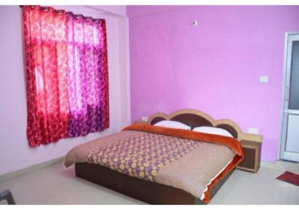 Mountain Facing Rooms in Shimla - Photo3