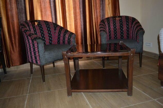 Oyo 10942 Home Inn - Photo5