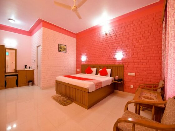 OYO 12444 Sunshine Resort - Photo5