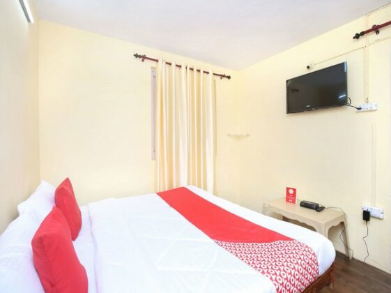 Oyo 13645 Home Ever Sunny - Photo4
