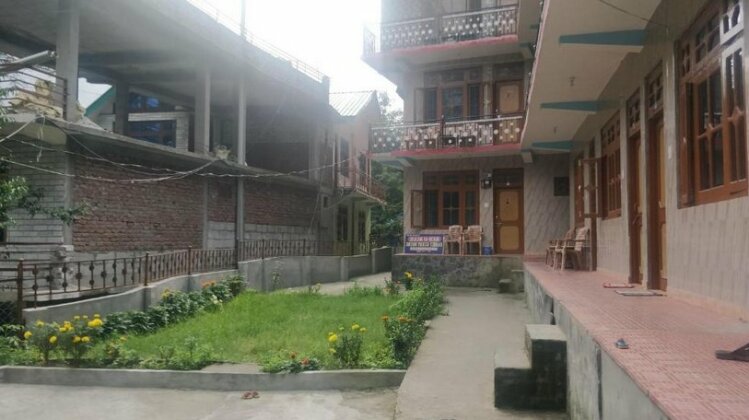 Red&blue family guest house kasol - Photo3