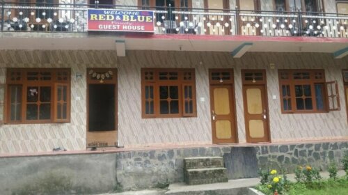 Red&blue family guest house kasol