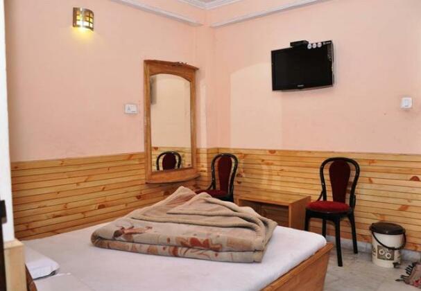 Shimla Holiday Inn - Photo4