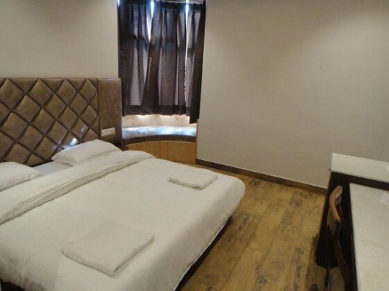 The Hill Crest Inn - Photo5