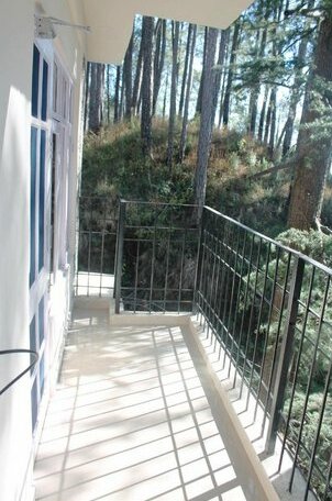 The Hillsong Homey - Photo3