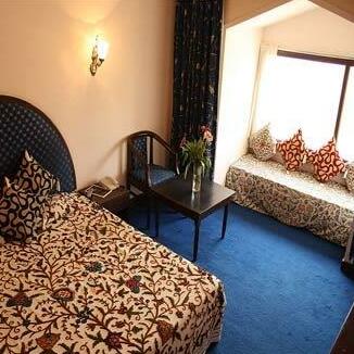 Whistling Pines Resort - Photo5