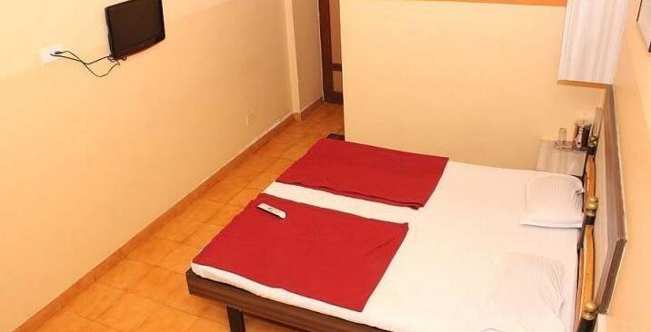 Mahalakshmi Lodge & Hotel - Photo2