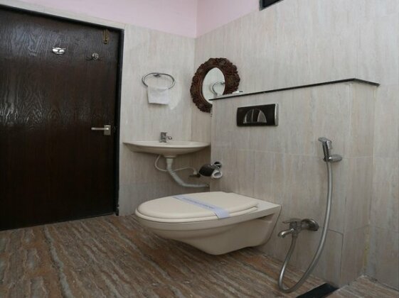 FabHotel Paradise For You - Photo4