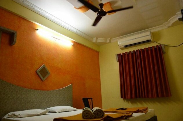 Hotel Madhava - Photo3