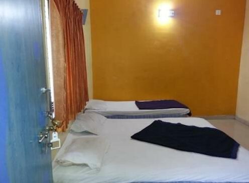 Hotel Om Sai Shirdi - Photo3