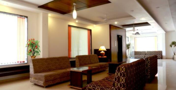 Hotel Sai Ramanand - Photo4