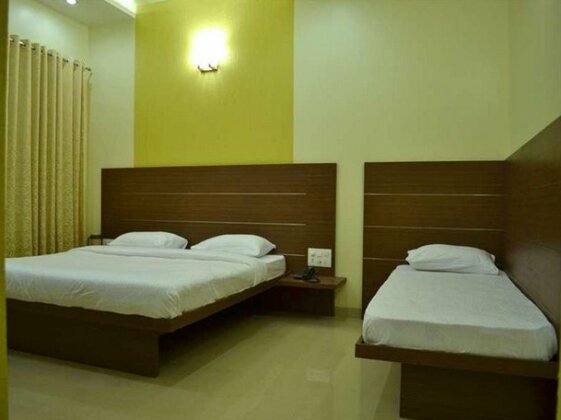 Hotel Sai Smaran - Photo5