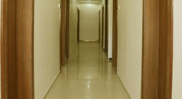 Hotel Sai Srushti - Photo3