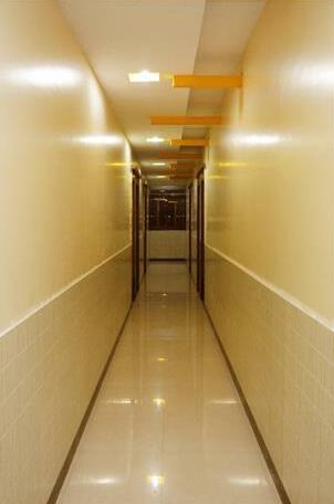 Hotel Sai Varsha - Photo4