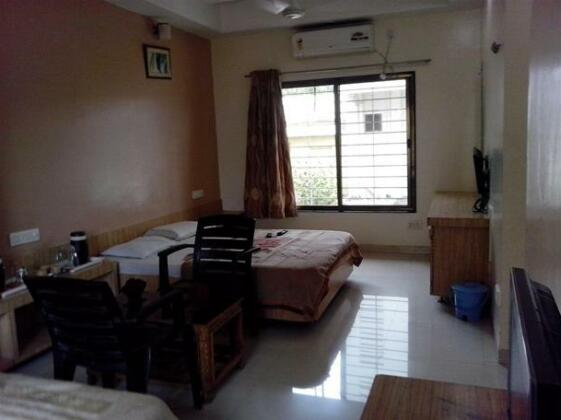 Hotel Saichha Shirdi - Photo4