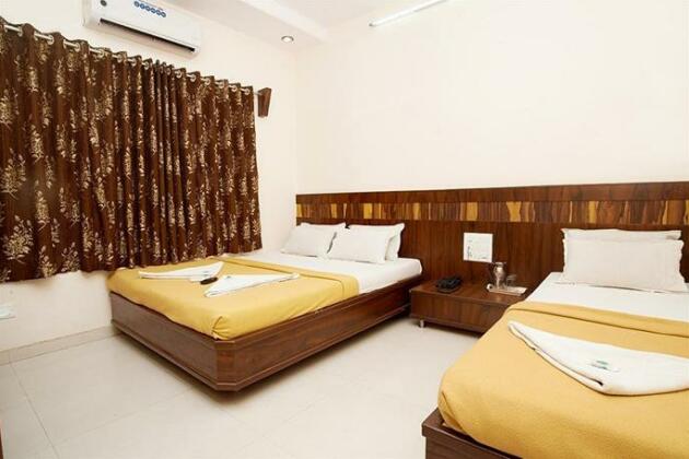 Hotel Saivishwakarma Palace - Photo5