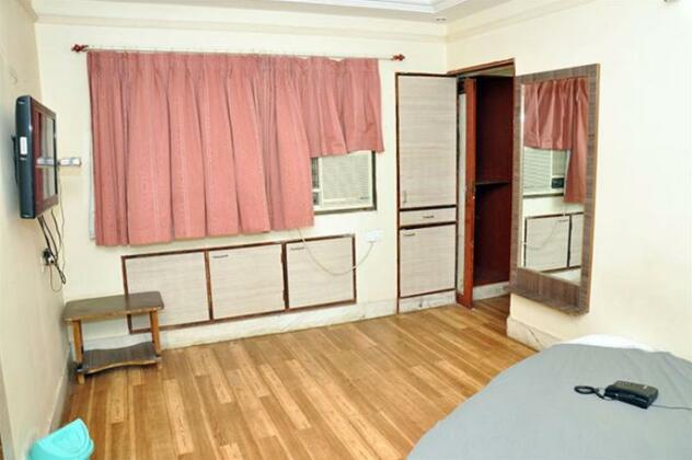 Neeta's International - Photo3