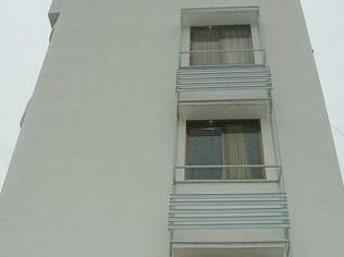 Sai Surya Hotel - Photo2
