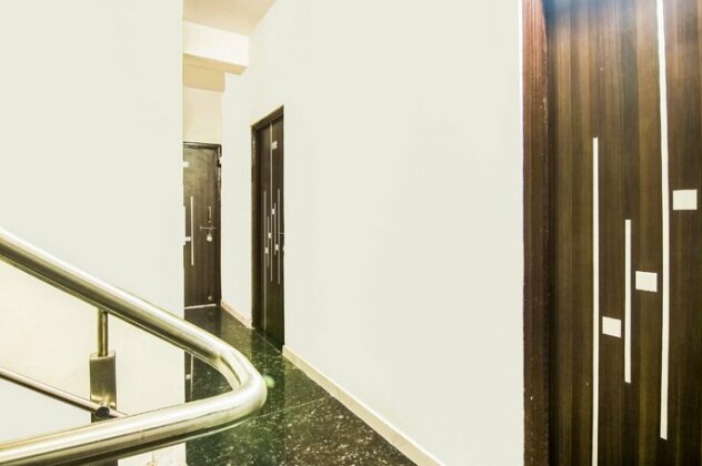 SPOT ON 66077 Hotel Radhika Restaurant & Lodging - Photo3