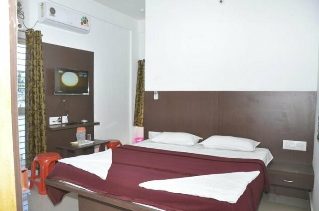 Sreematha Lodge - Photo2