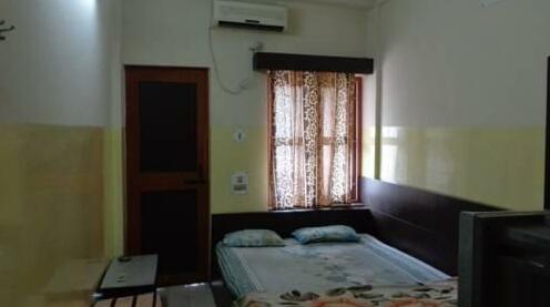 Biswanath Guest House - Photo5