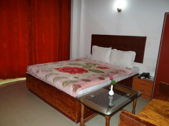 Hotel Monarch Aachal - Photo5