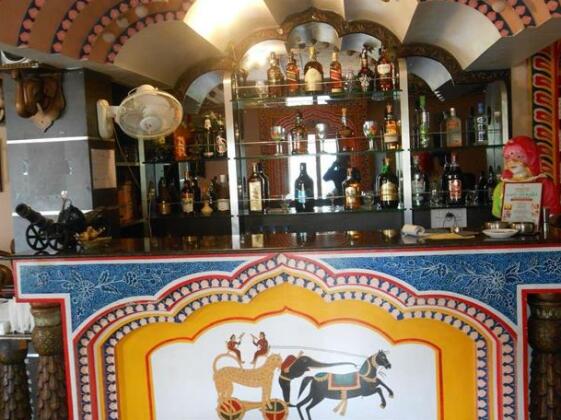 Hotel Tourist Inn - Photo2