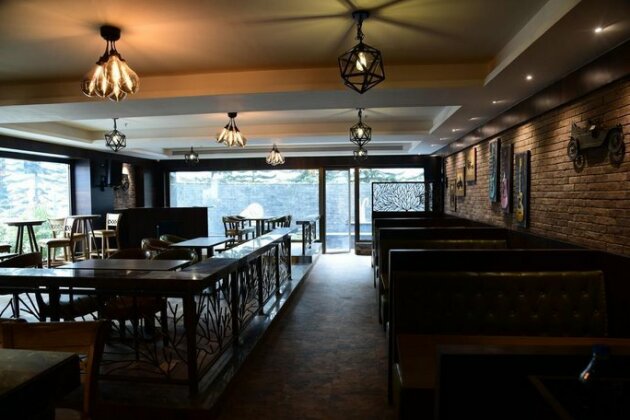 Lemon Tree Hotel Siliguri - Photo5