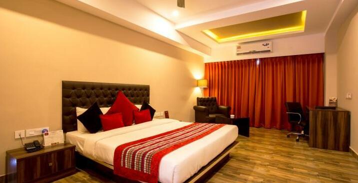 Mount Milestone Hotel and Banquets - Photo2