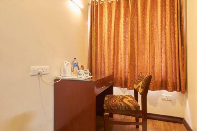 The Cindrella Hotel - Photo3