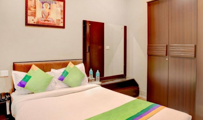 Treebo Trip Gd Hotel - Photo3