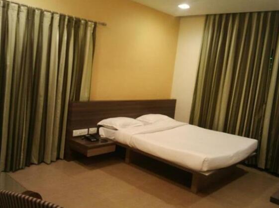 Green Valley Resort Silvassa - Photo4