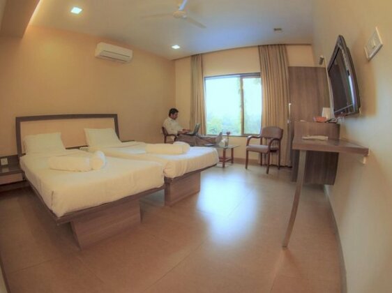 Green Valley Resort Silvassa - Photo5