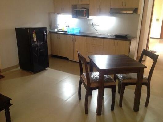 Pool facing Furnished Apartment Siolim - Photo5