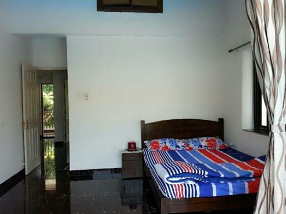 Solitude Home - Photo4
