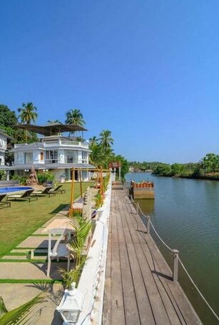 The River Palace - Photo3