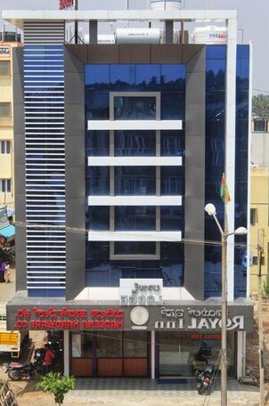 Hotel Royal Inn Sira - Photo2