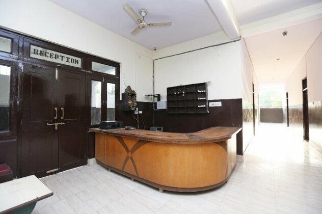 OYO 40737 Hotel Ashoka - Photo2