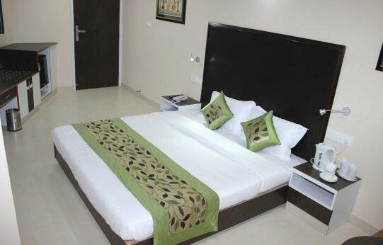 Hotel City Heights Solan - Photo4