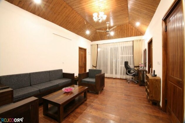 Jungle Lodge Resort - Photo5