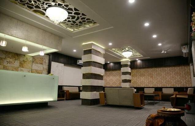 Hotel Center Point Solapur - Photo2