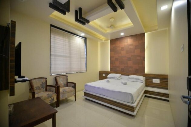 Hotel Radhe Krishna - Photo2