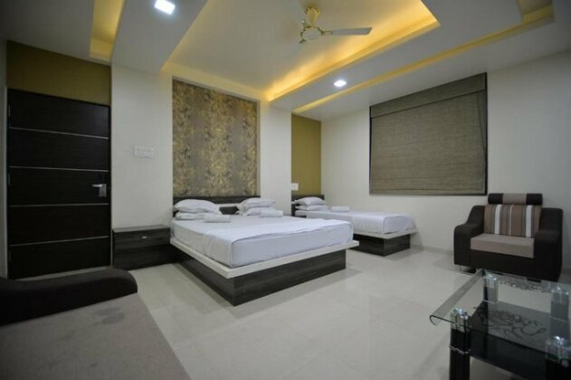 Hotel Radhe Krishna - Photo4